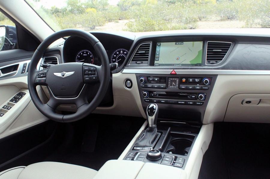 Интерьер Hyundai Genesis 2014 года  (NA) (фото 88 из 105)